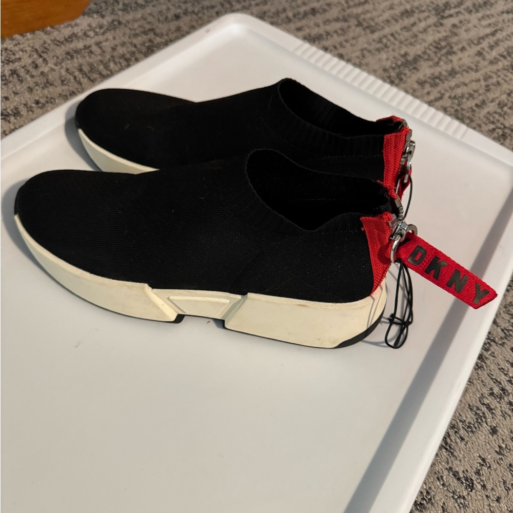 DKNY Marcel slip on sneakers